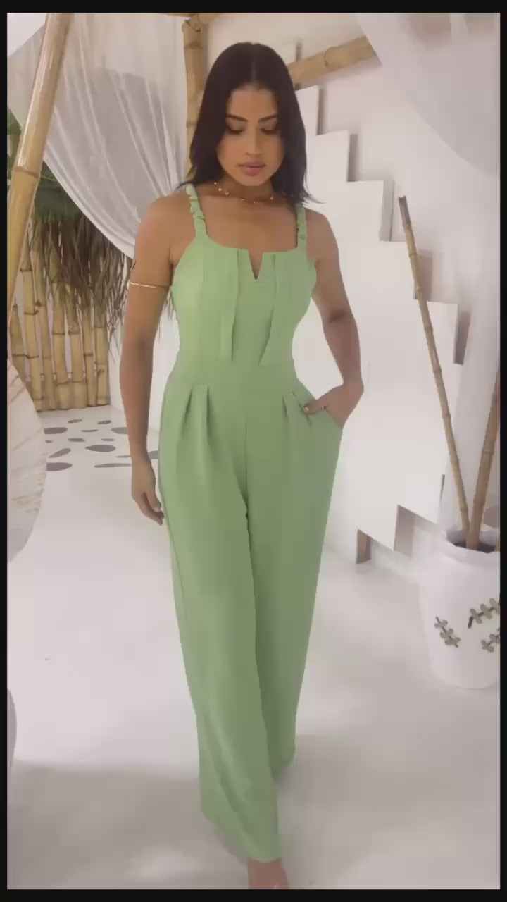 Macacão Feminino Longo Pantalona Em Tecido Duna Com Lastex Nas Costas